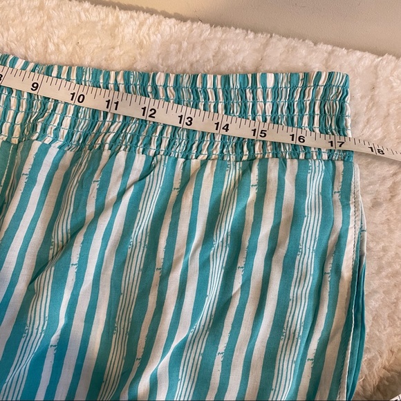 SOLD (V) Anthropologie Whimsy Pajama Shorts - Picture 13 of 15